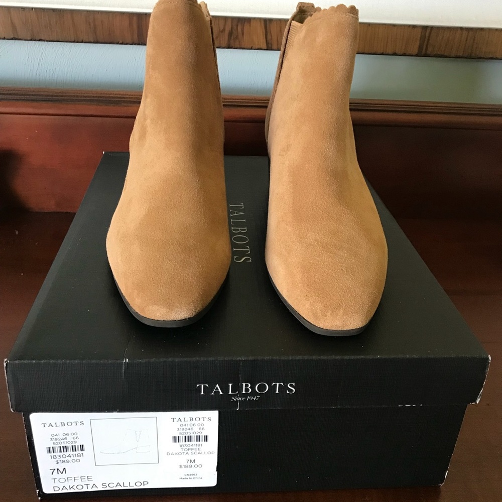 Talbots Dakota Scallop Bootie Toffee Size 7M